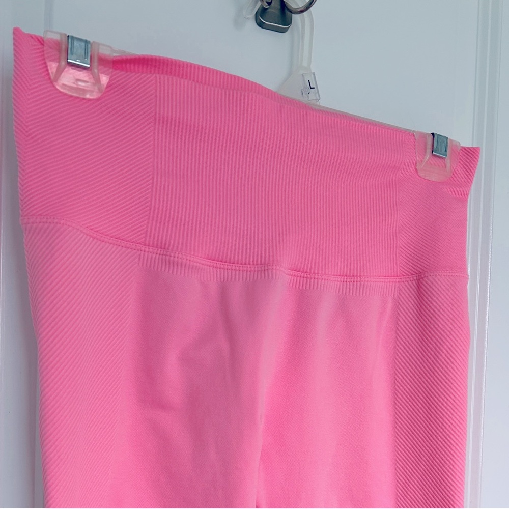 All In Motion High-Rise Women’s Textured Leggings Size Medium Pink Purple - Picture 9 of 11